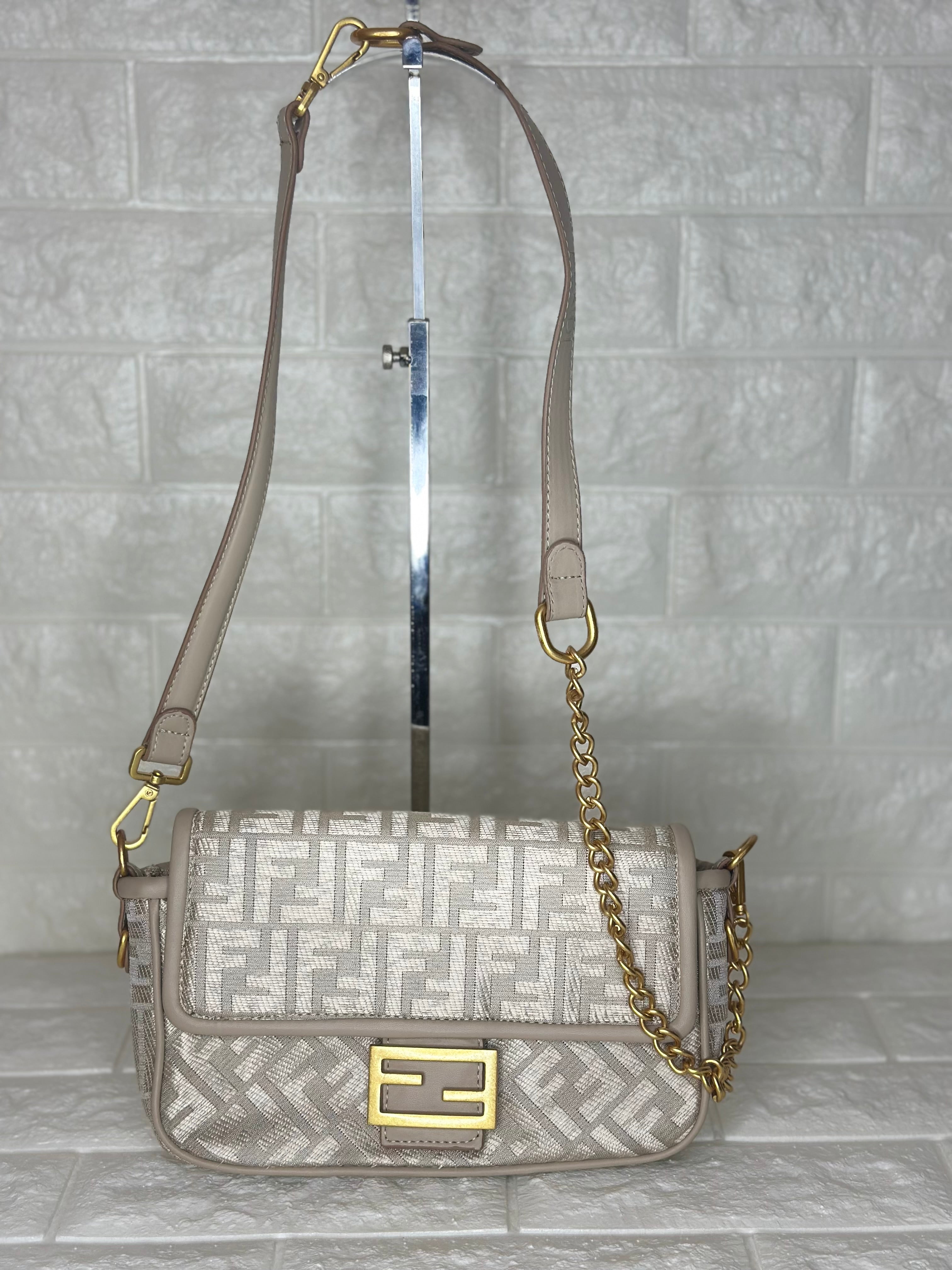 Fendi Baguette Bag Beige